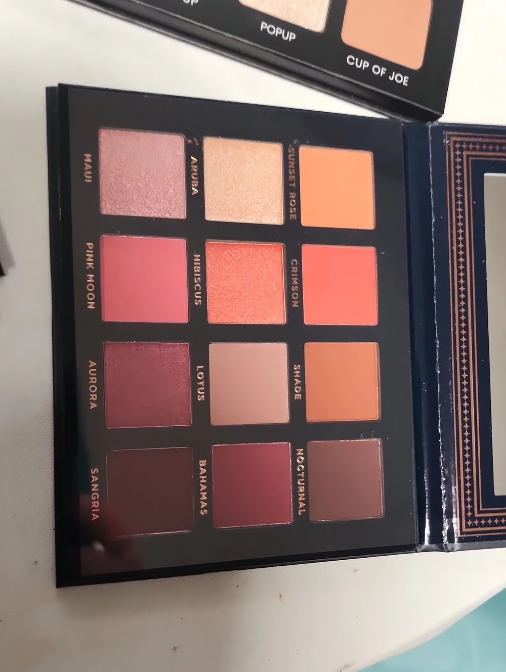 Violet Voss Eyeshadow Palette - Multi-Color Professional Palette
